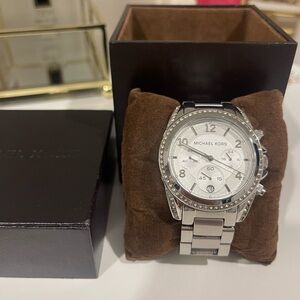 ⌚️💎 Michael Kors Silver-Tone Chronograph Watch with Crystal Bezel
